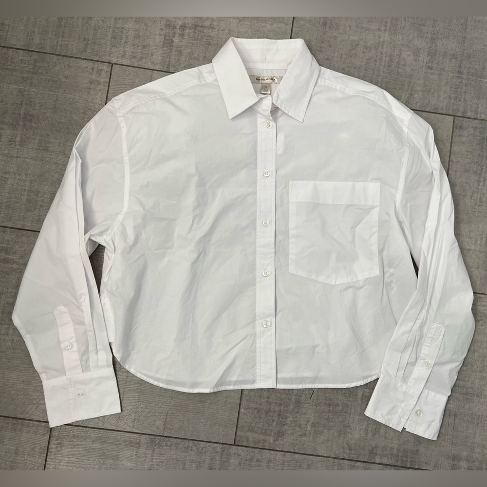 NWT Banana Republic Boxy Cropped Women’s Button Front White Shirt Medium $75